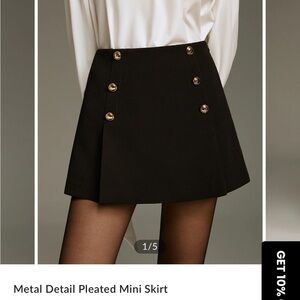 Metal Detail Pleated Mini Skort - Black